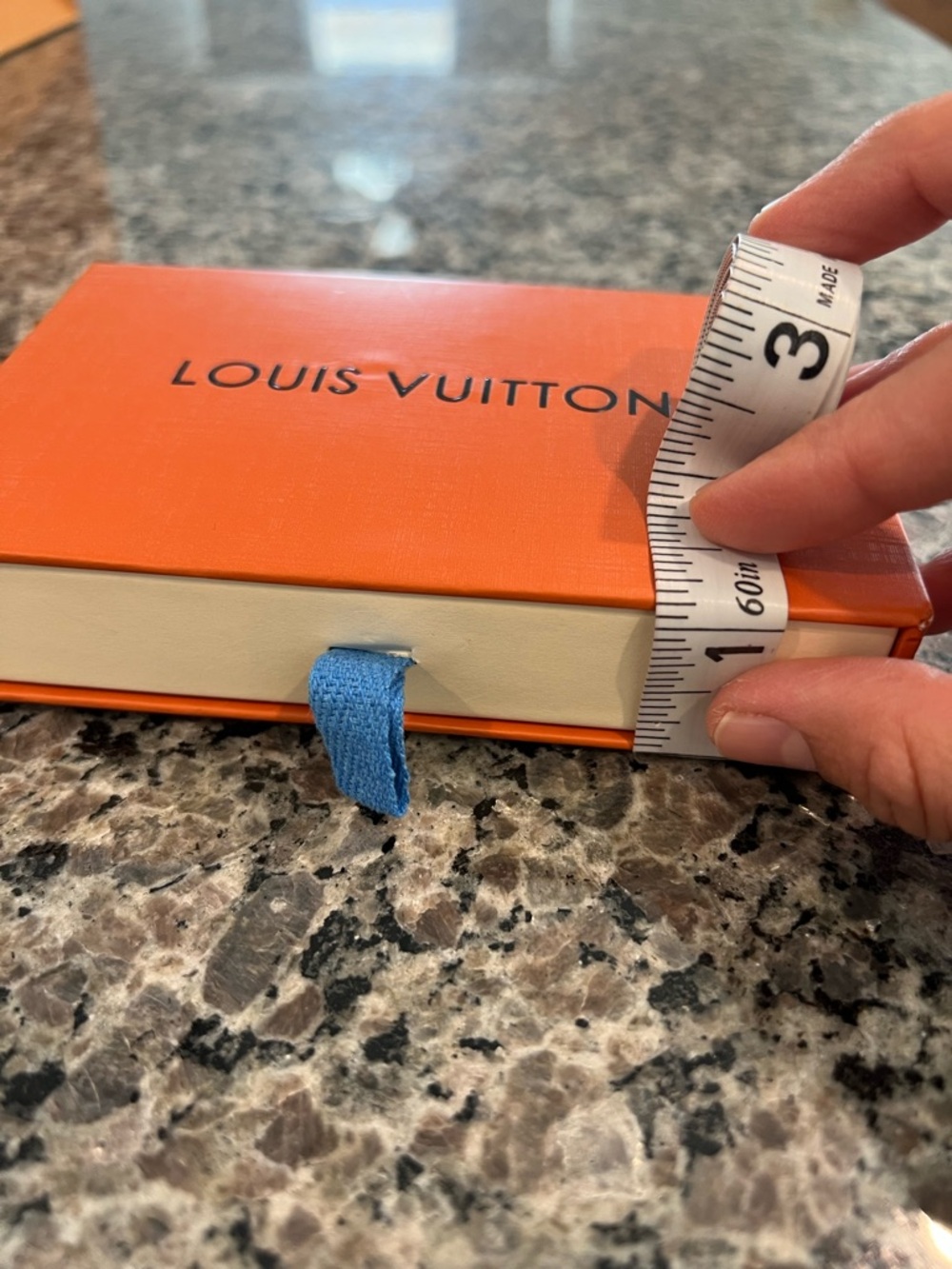 Lot of Louis Vuitton Paper Gift Bags, Boxes and Cards - Picture 8 of 16